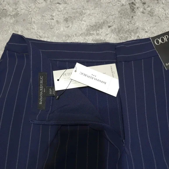 BANANA REPUBLIC NWT Navy with White Pinstripe, Cascade A-line Skirt, 00P - Picture 11 of 14